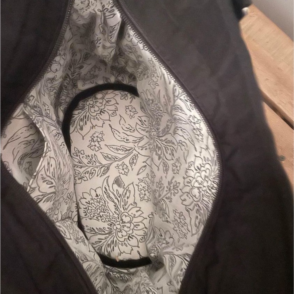 Vera Bradley black Glenna satchel